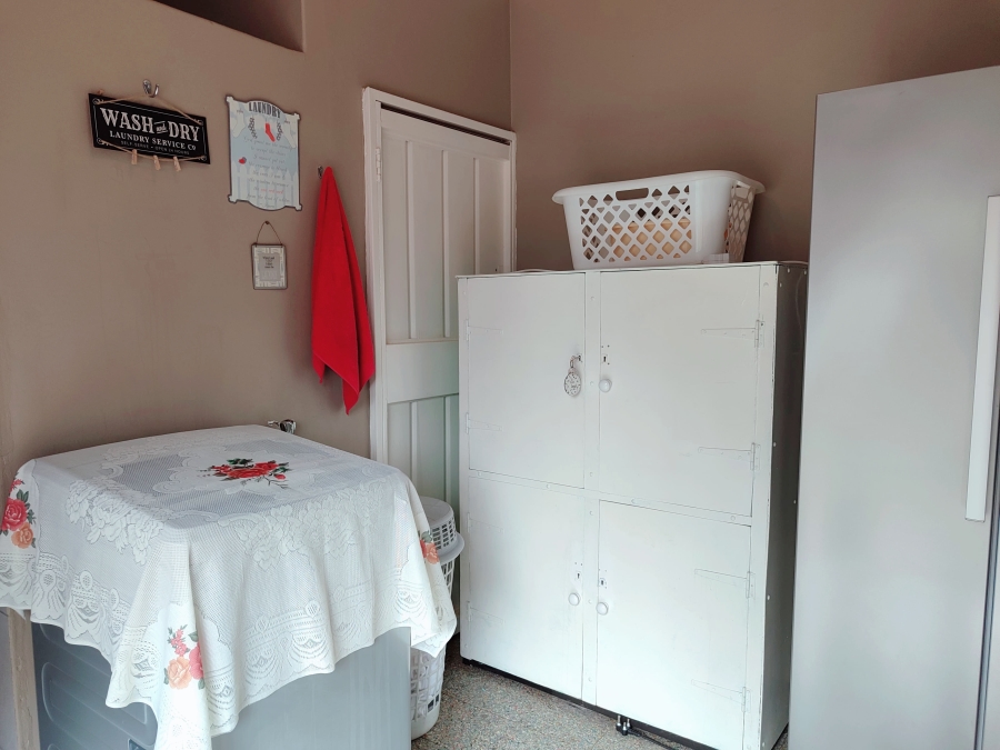 4 Bedroom Property for Sale in Wilkoppies North West